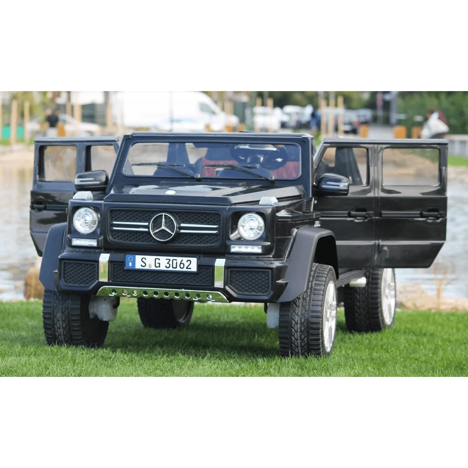 Лицензиран Акумулаторен Джип Mercedes G650 Maybach, 180W, 12V7Ah, R/C 2.4G, EVA гуми, 4х4