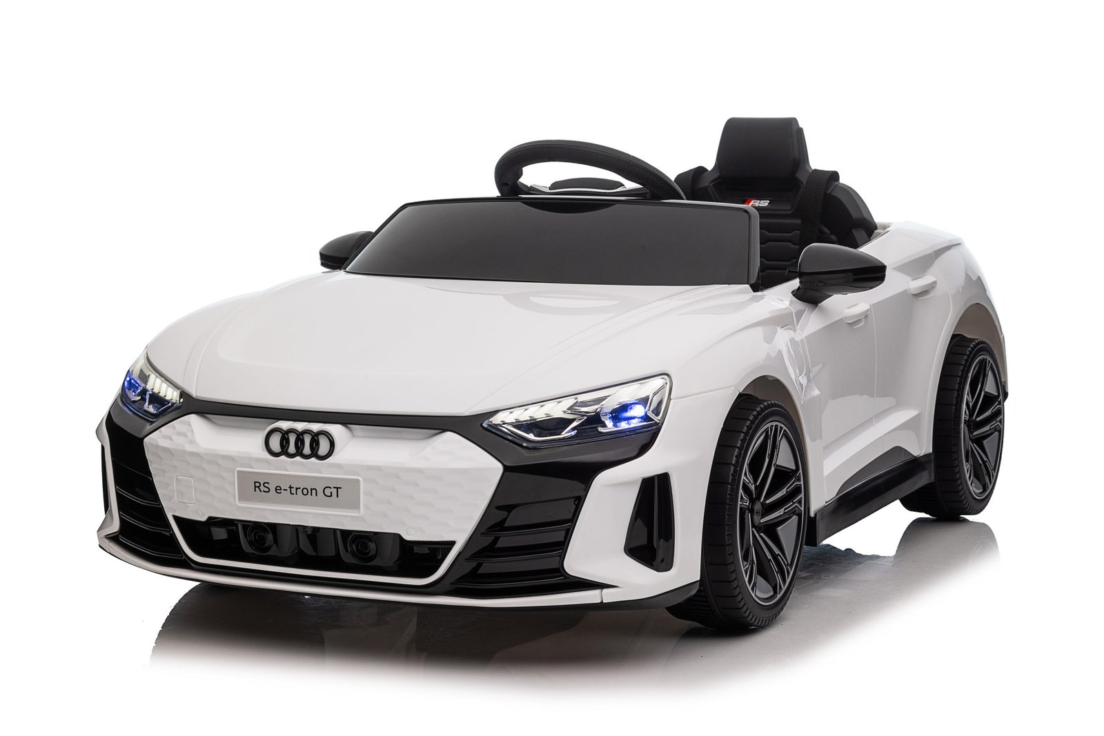 Лицензирана Акумулаторна Кола Audi RS Е-tron, 12V/7Ah, EVA гуми, R/C 2.4Gv - Image 3