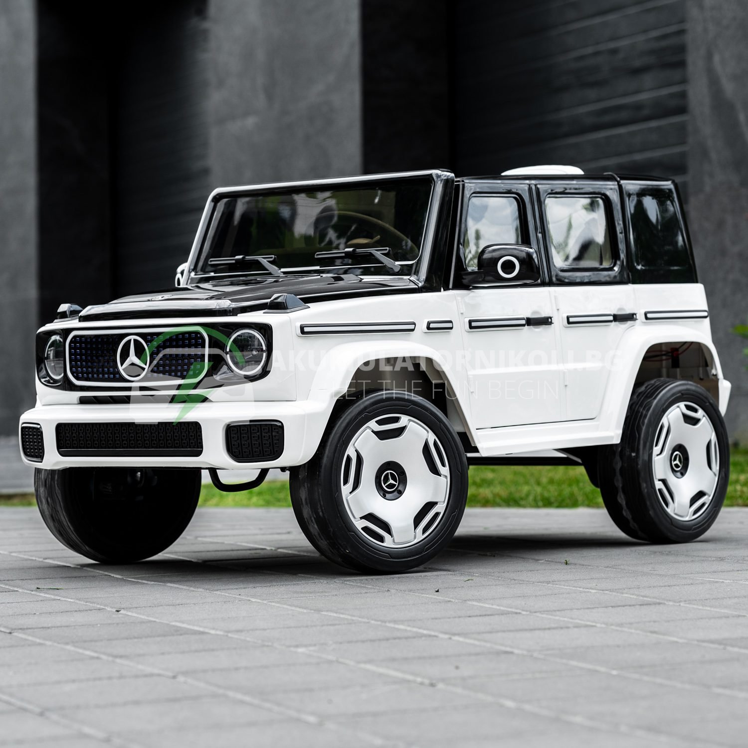 Лицензиран Акумулаторен Джип Mercedes EQG 2026, 140W, 12V/9Ah, 4x4, EVA гуми - Image 14