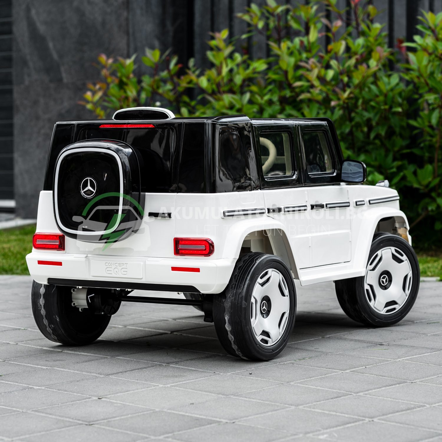 Лицензиран Акумулаторен Джип Mercedes EQG 2026, 140W, 12V/9Ah, 4x4, EVA гуми - Image 4