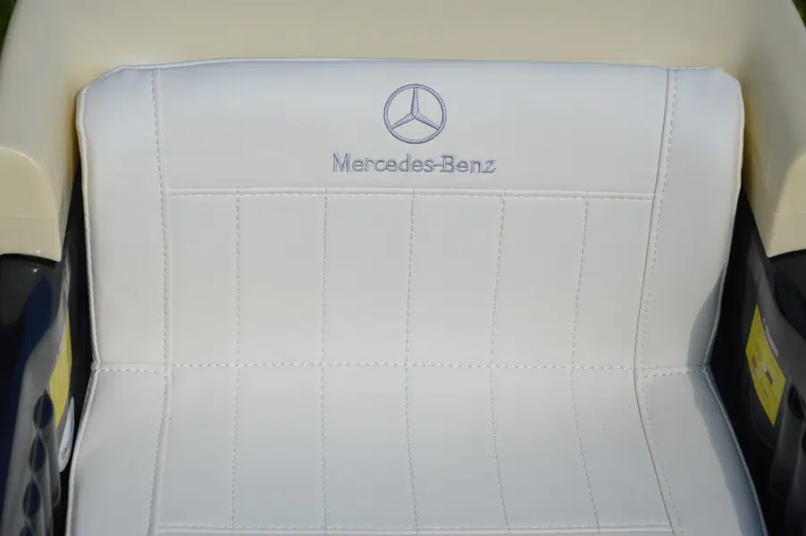 Лицензирана акумулаторна ретро кола Mercedes 300S , 90W, 12V/7Ah, R/C 2.4G, EVA гуми - Image 7