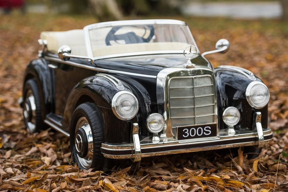 Лицензирана акумулаторна ретро кола Mercedes 300S , 90W, 12V/7Ah, R/C 2.4G, EVA гуми - Image 3