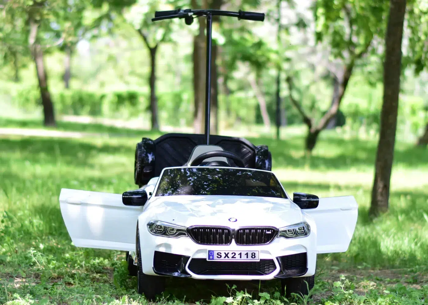 Лицензирана Акумулаторна Кола BMW M5 Competition с Hoverboard за родители, 500W, 24V/14Ah, R/C 2.4G, EVA гуми - Image 5