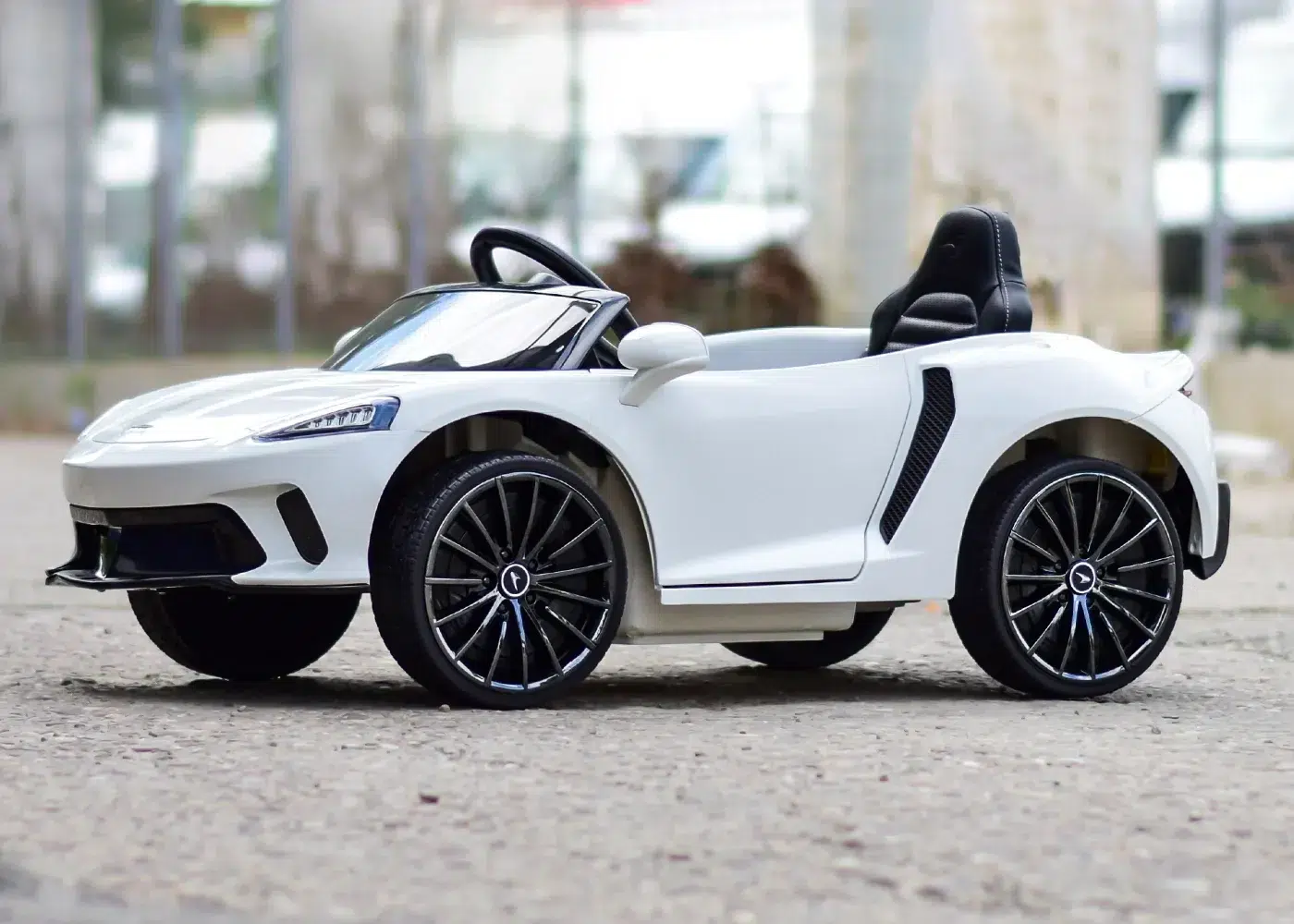 Лицензирана акумулаторна кола McLaren GT, 70W, 12V/4.5Ah, R/C 2.4G, EVA гуми - Image 13