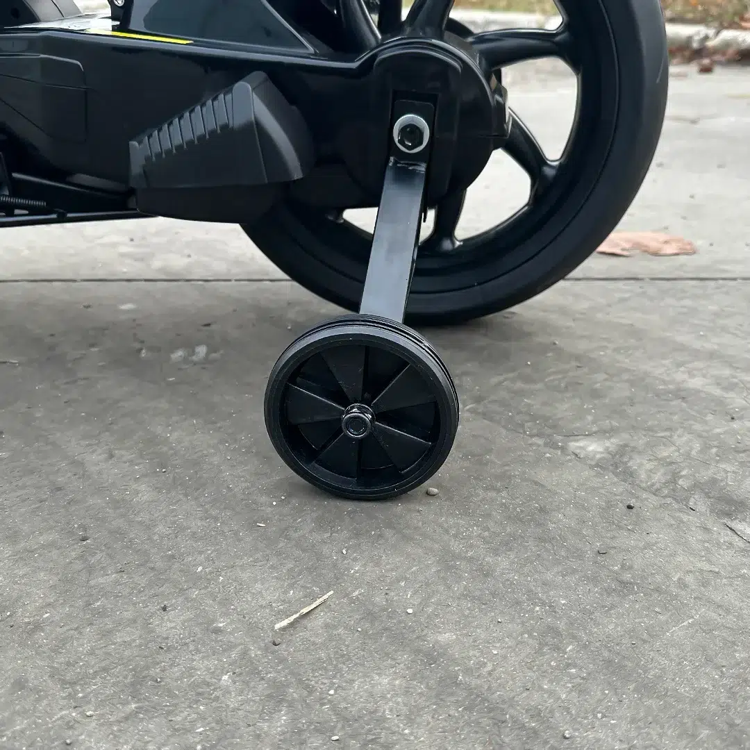 Лицензиран Акумулаторен Мотор BMW HP4, 90W, 12V/7Ah, EVA гуми - Image 24