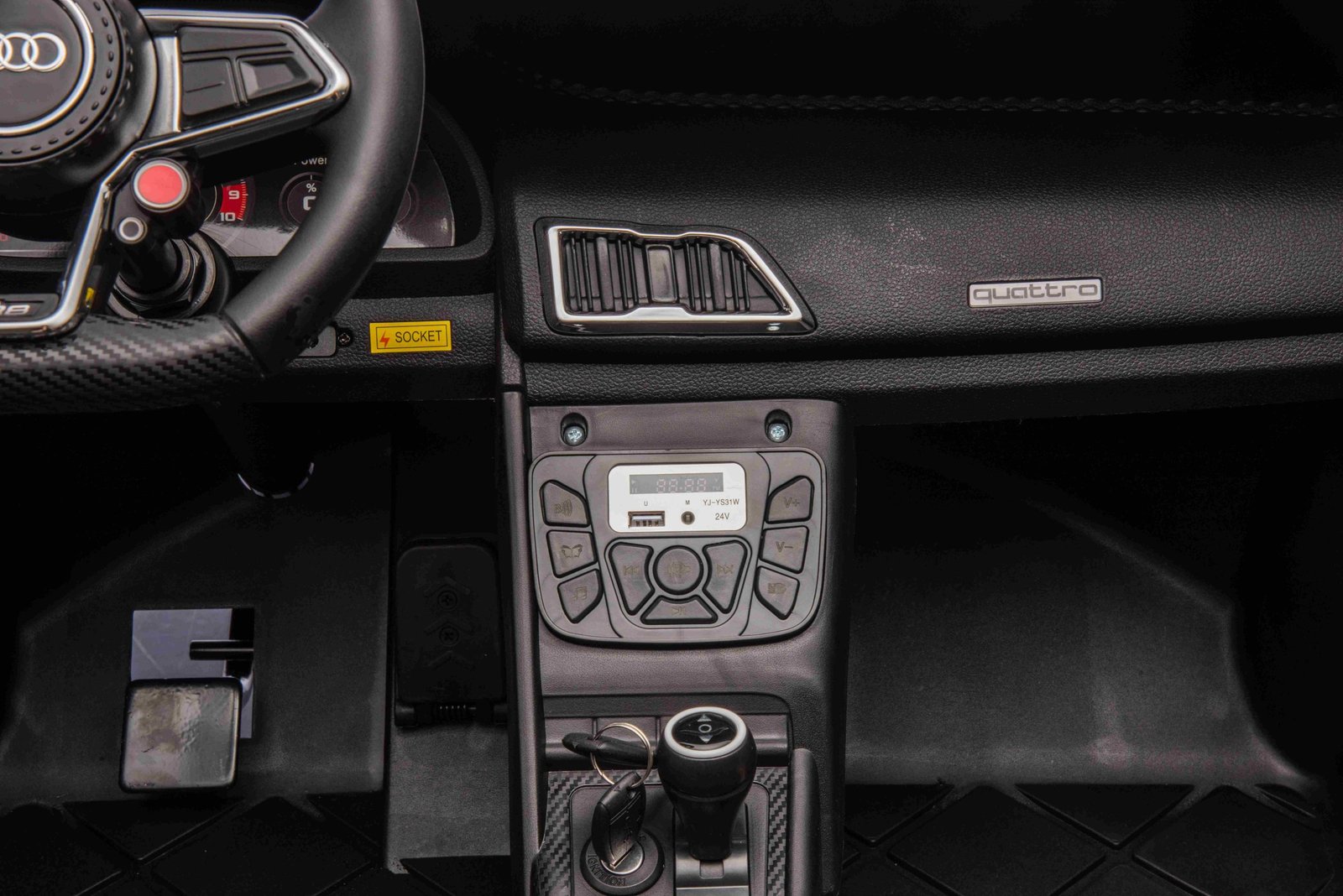 Лицензирана Акумулаторна Кола Audi R8 Premium, 200W, 24V/14Ah, Помпещи гуми, R/C 2.4G - Image 21