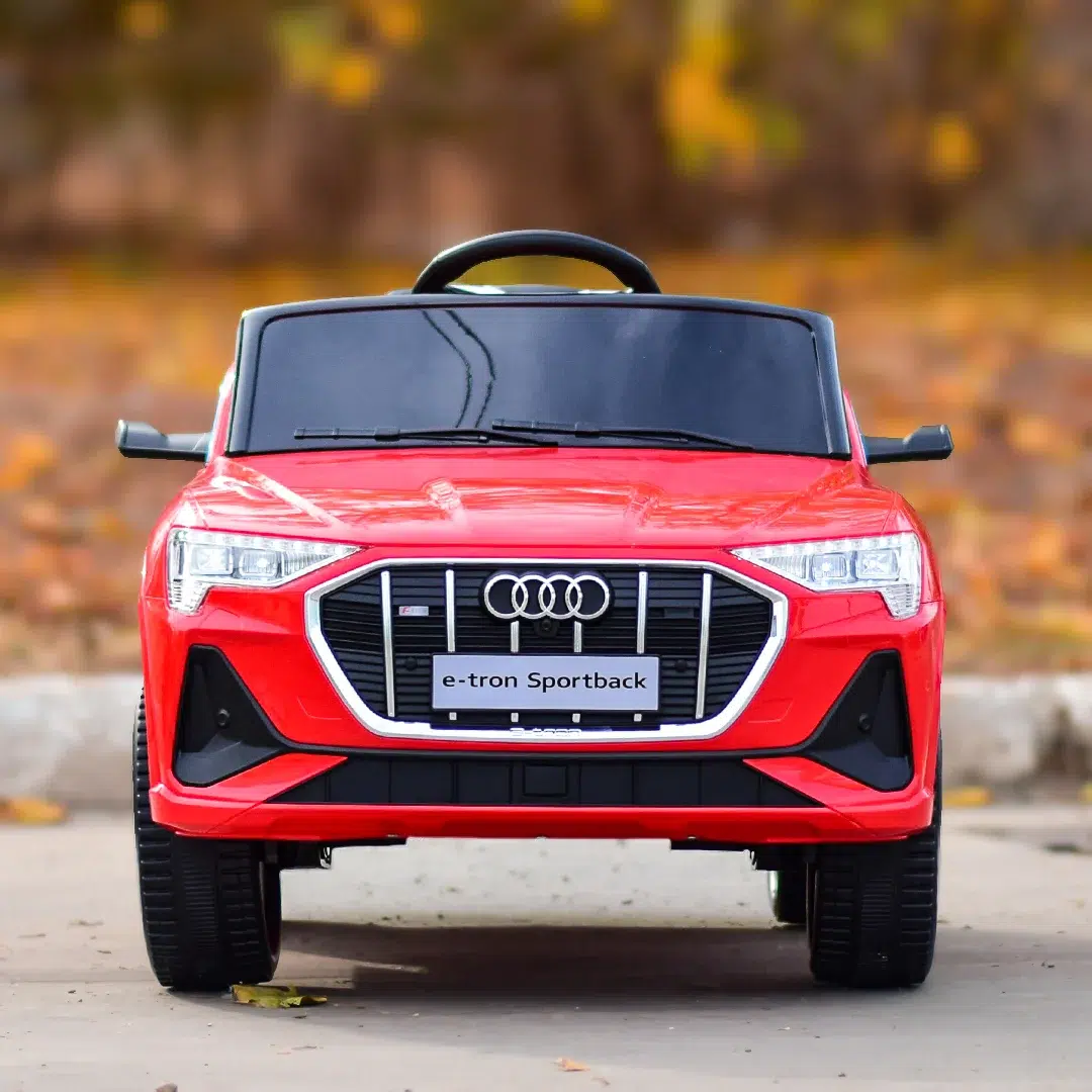 Лицензирана Акумулаторна Кола Audi E-tron Sportback, 4x4, 140W,EVA гуми - Image 4