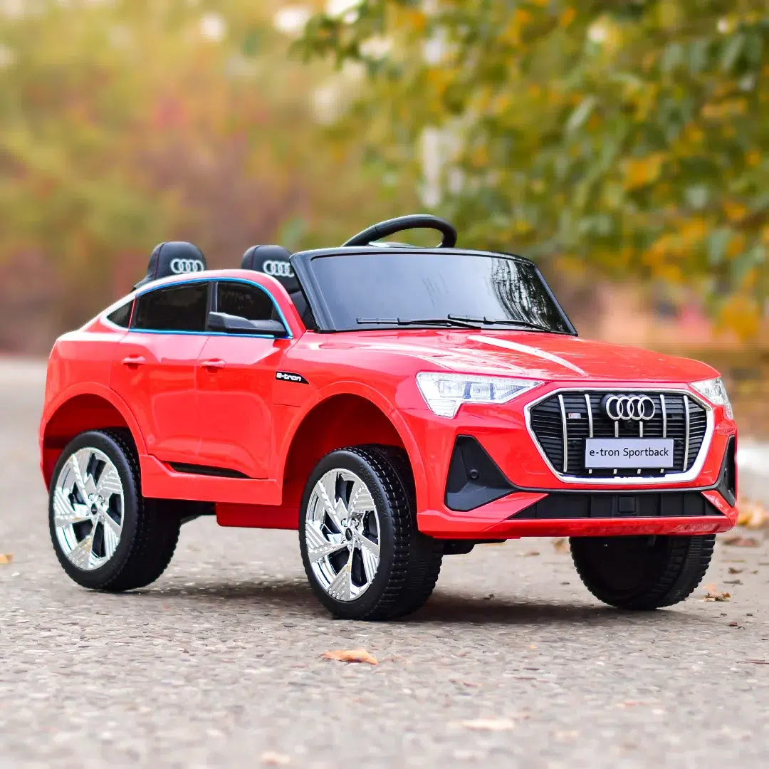 Лицензирана Акумулаторна Кола Audi E-tron Sportback, 4x4, 140W,EVA гуми - Image 2