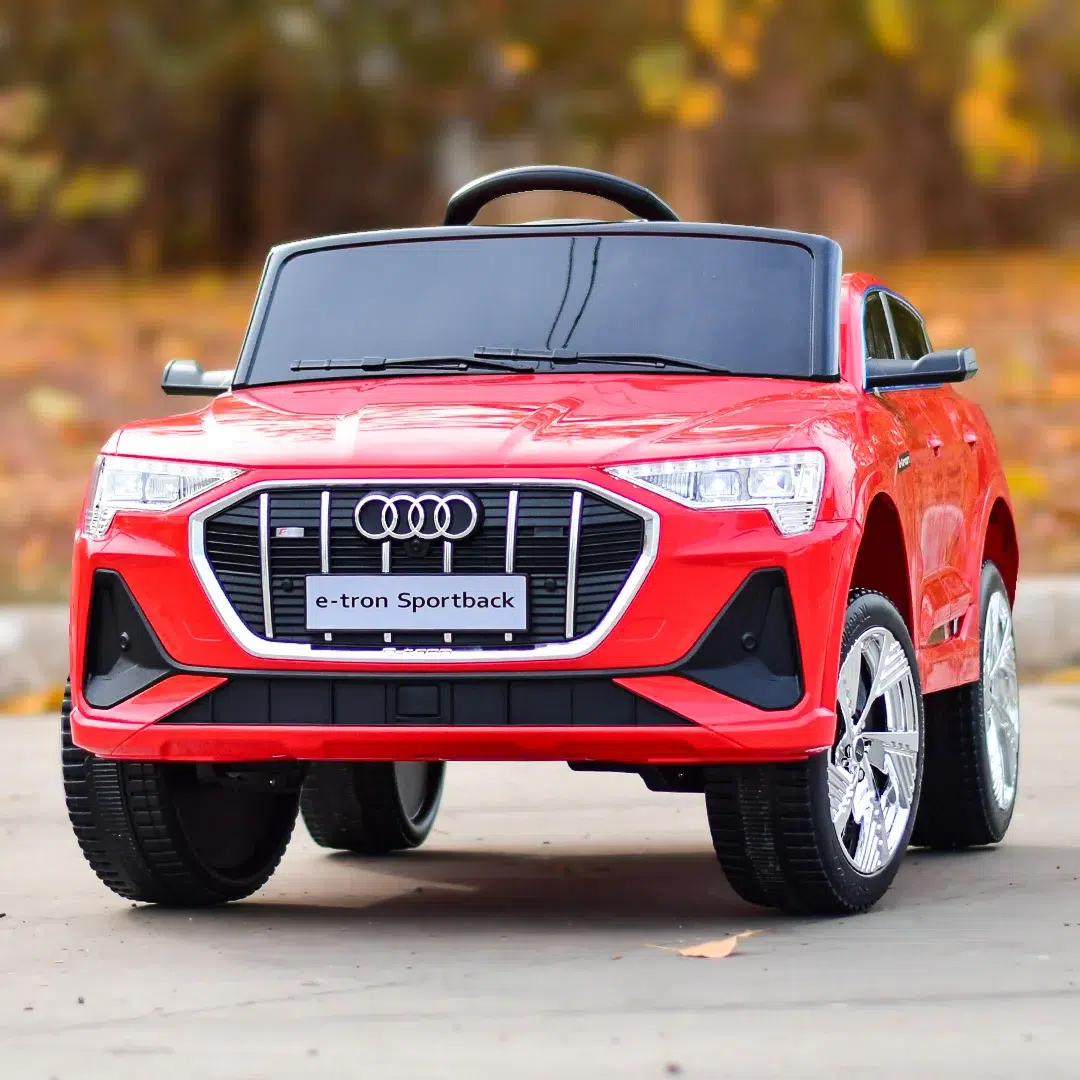 Лицензирана Акумулаторна Кола Audi E-tron Sportback, 4x4, 140W,EVA гуми - Image 3