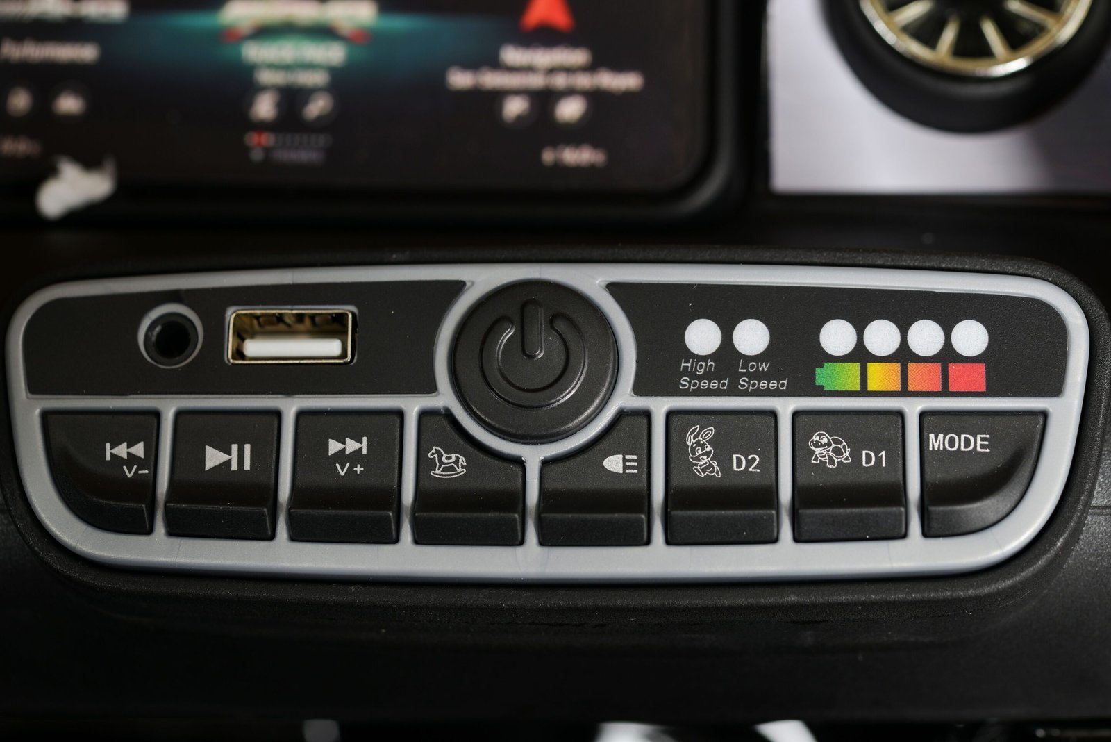 Лицензирана Акумулаторна Кола Mercedes-AMG CLA 45, 12V/7Ah, EVA гуми, R/C 2.4G - Image 8