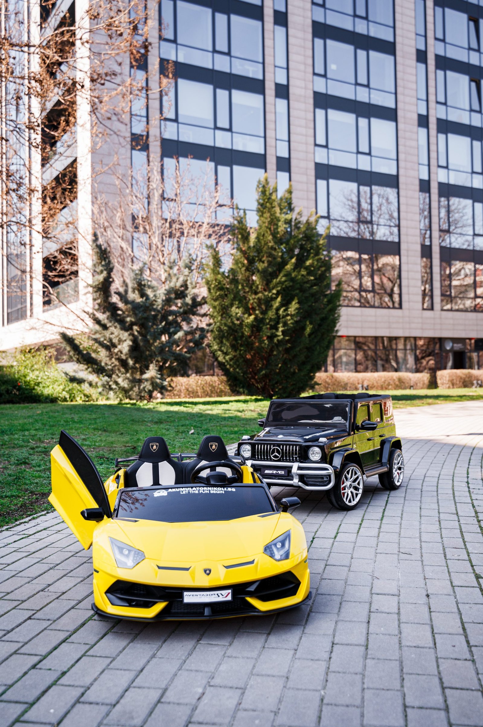 Лицензирана акумулаторна кола Lamborghini Aventador 2026, 24V7AH, 600W, R/C 2.4 G, EVA гуми - Image 9