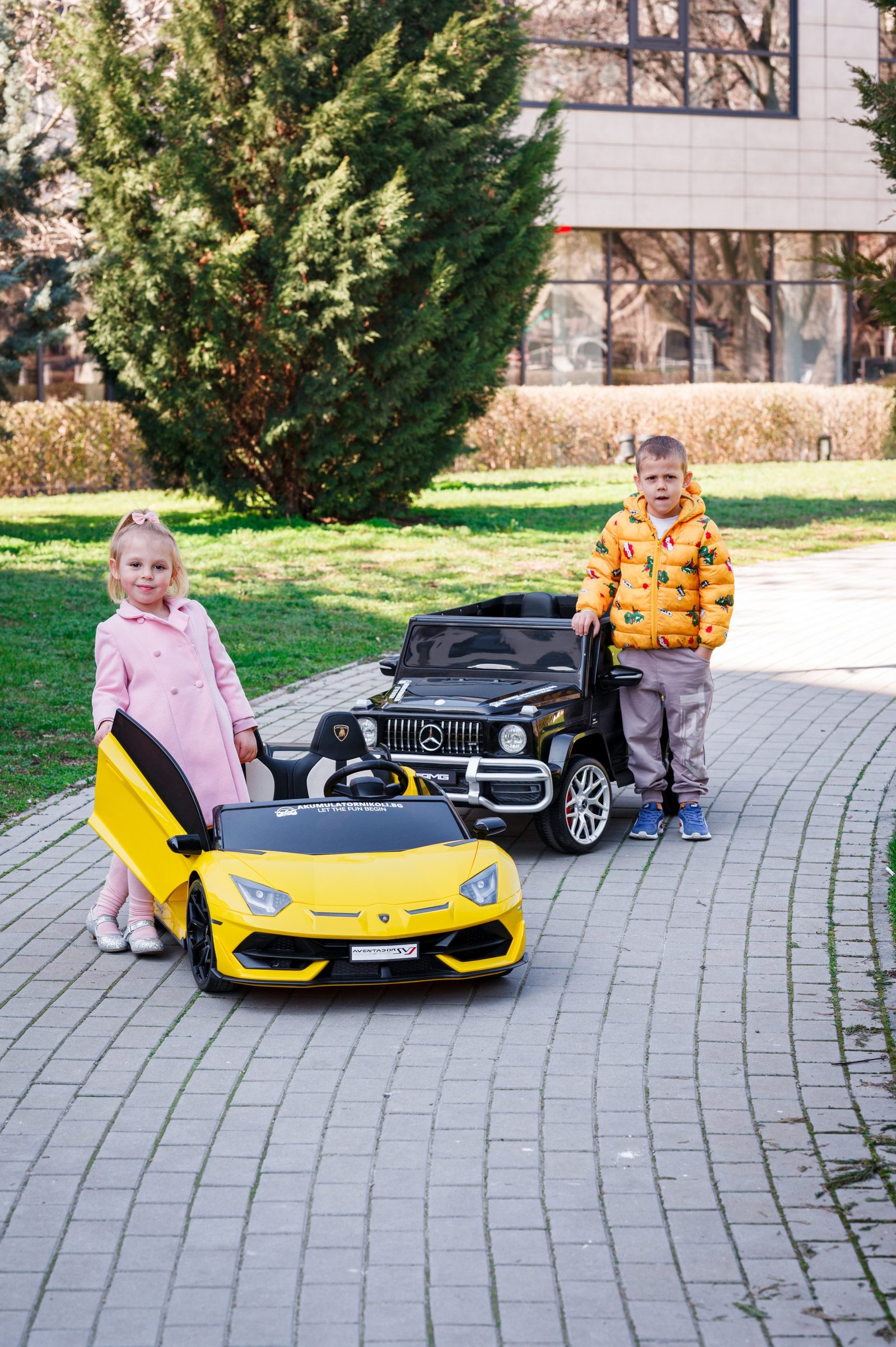Лицензирана акумулаторна кола Lamborghini Aventador 2026, 24V7AH, 600W, R/C 2.4 G, EVA гуми - Image 7