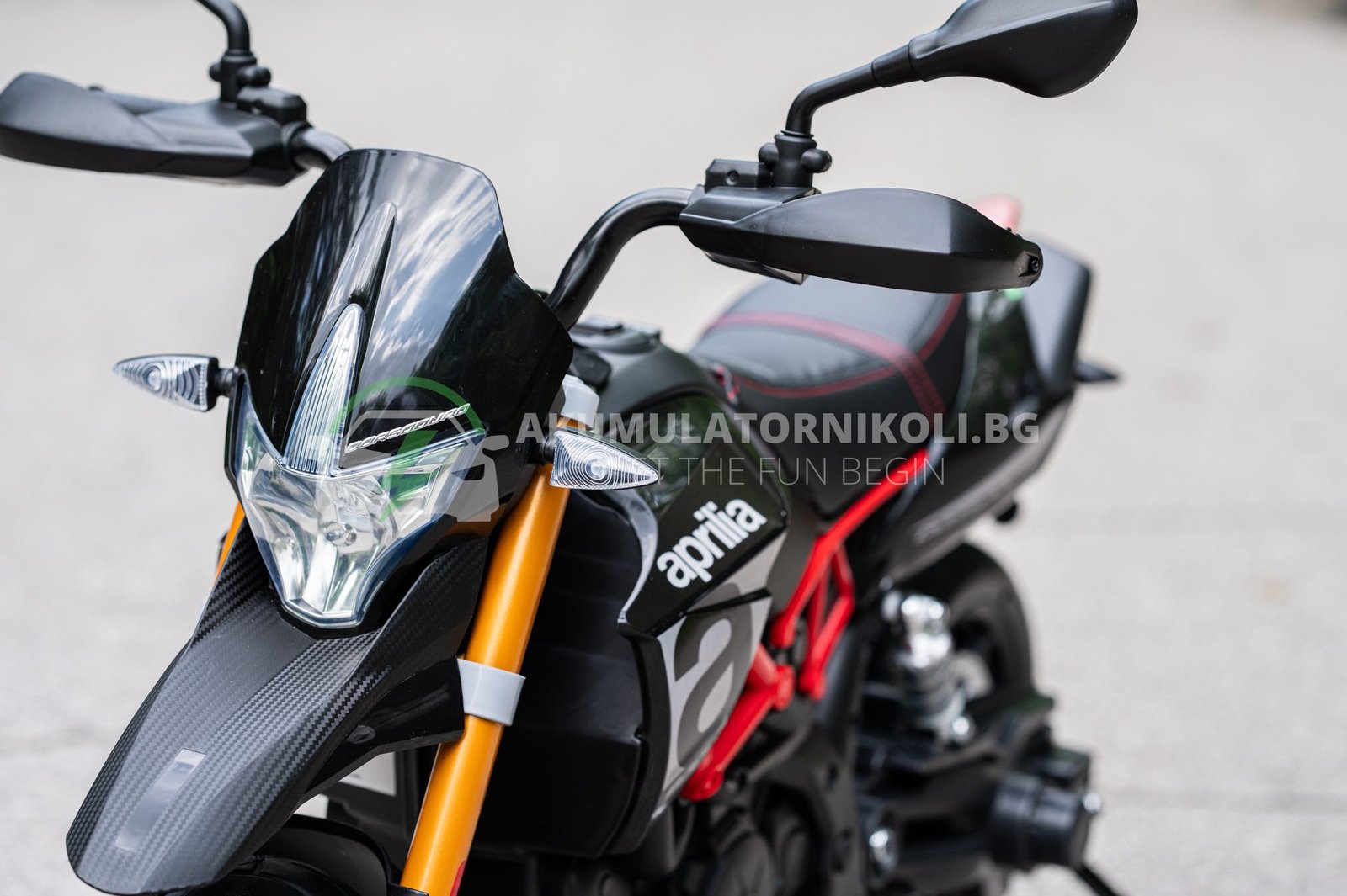 Лицензиран Акумулаторен Мотор Aprilia Dorsoduro 900 2026, 60W, 12V/4.5AH, EVA Гуми - Image 17