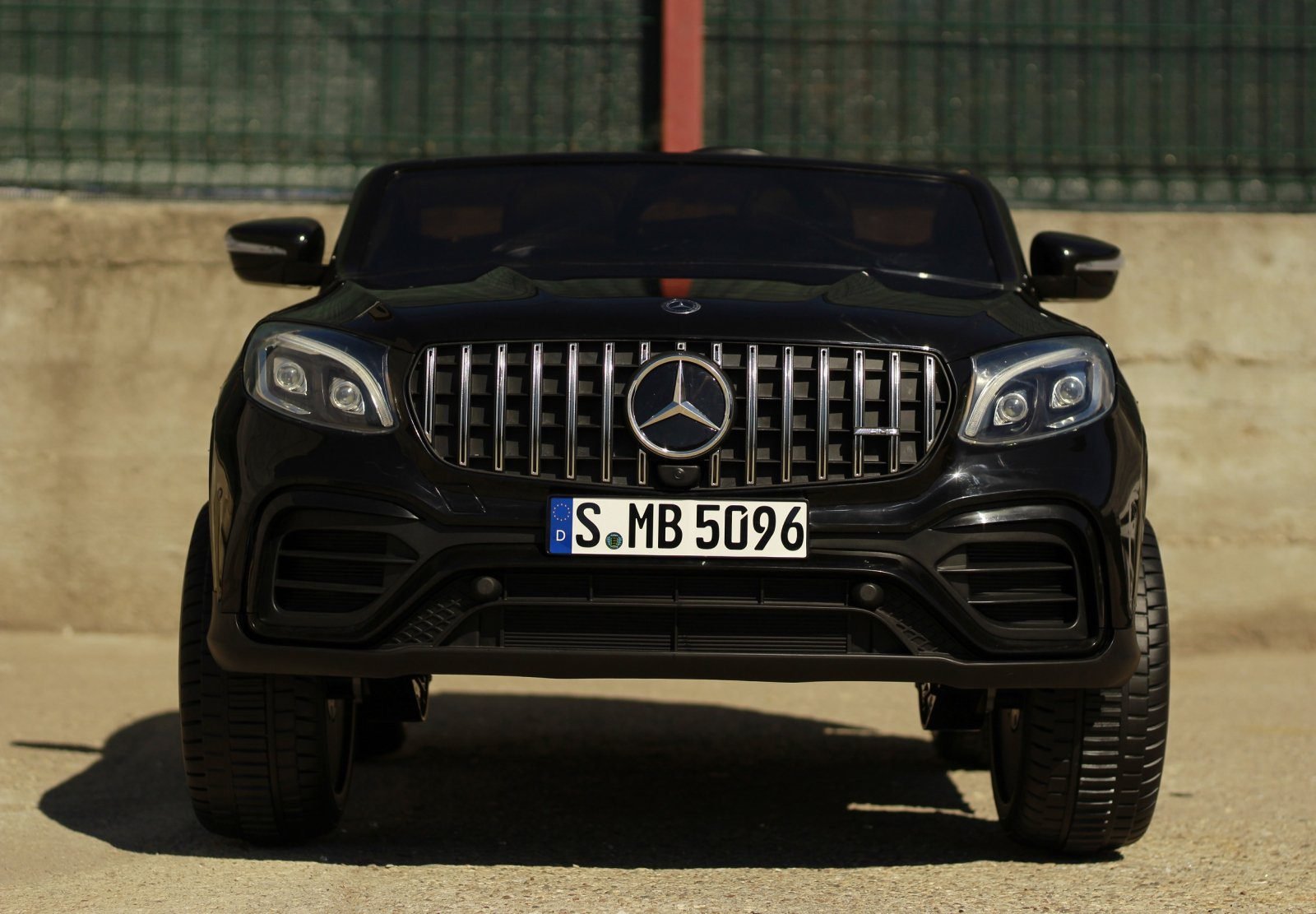 Лицензиран Акумулаторен Джип Mercedes GLC63S AMG XXL, 180W, 12V/14Ah, R/C 2.4G, EVA гуми, 4х4 - Image 3