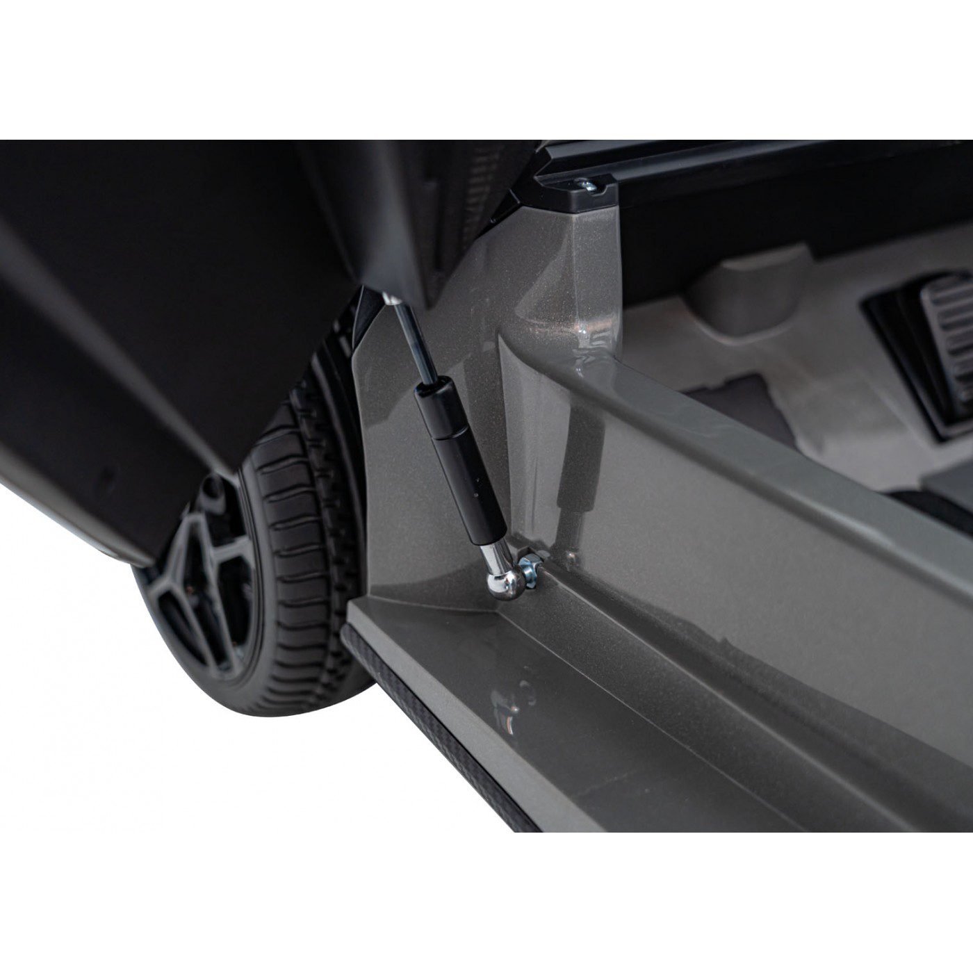 Лицензирана акумулаторна кола Lamborghini Revuelto XL, MP4, 24V7AH, 800W, EVA гуми - Image 23