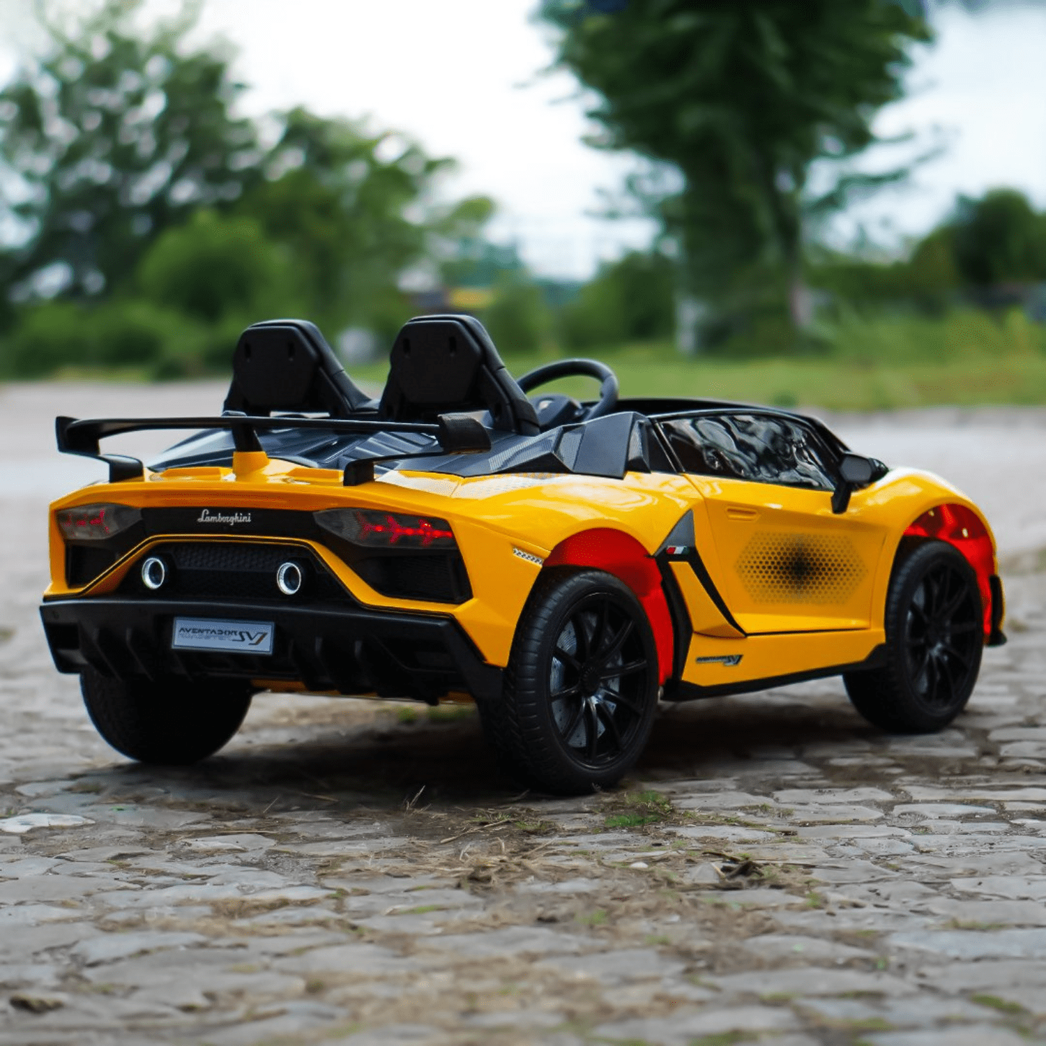 Лицензирана Акумулаторна Кола Lamborghini Aventador Xago, 150W, 12V/7Ah, R/C 2.4G - Image 4