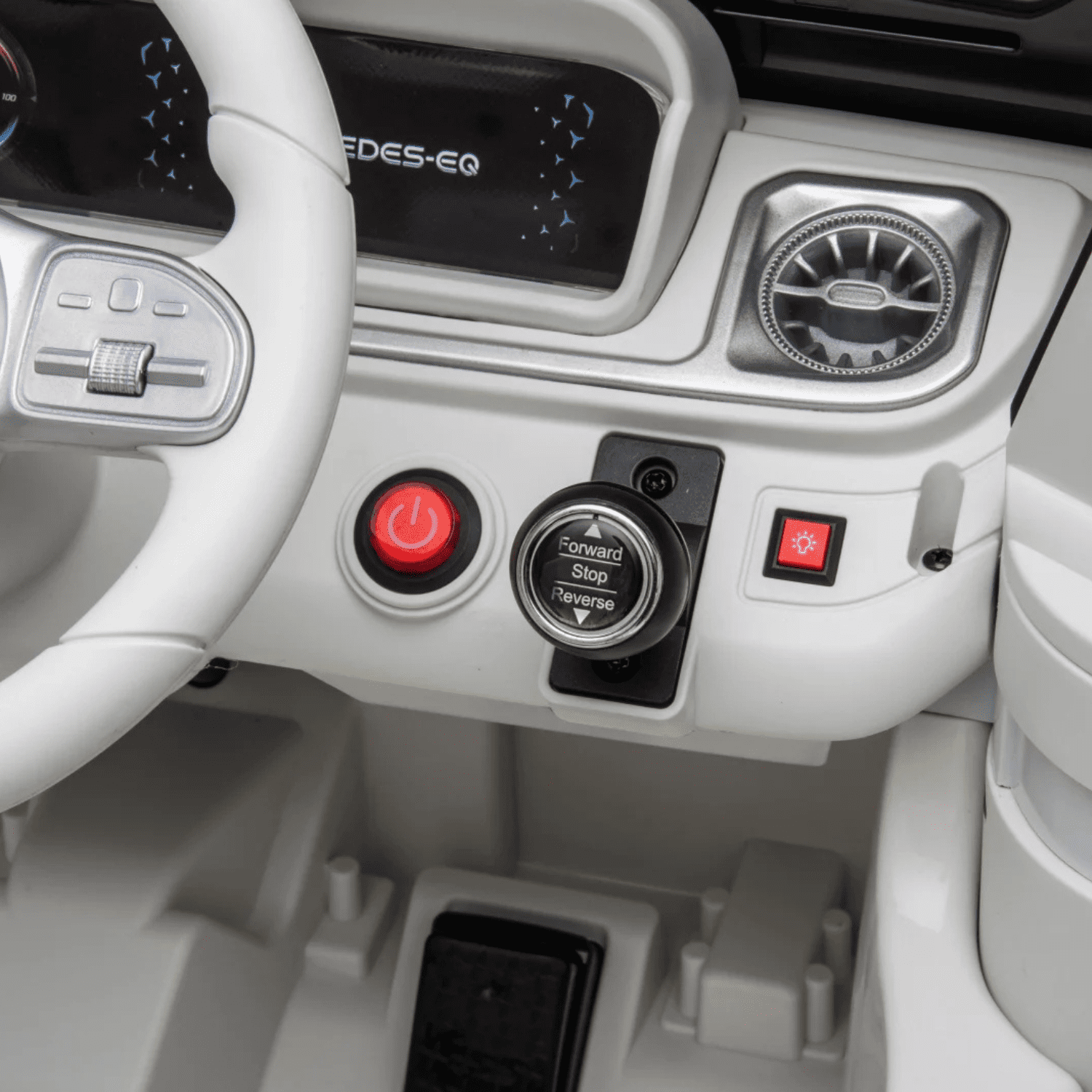 Лицензиран Акумулаторен Джип Mercedes EQG 2026, 140W, 4х4, 12V/9Ah, EVA гуми - Image 6