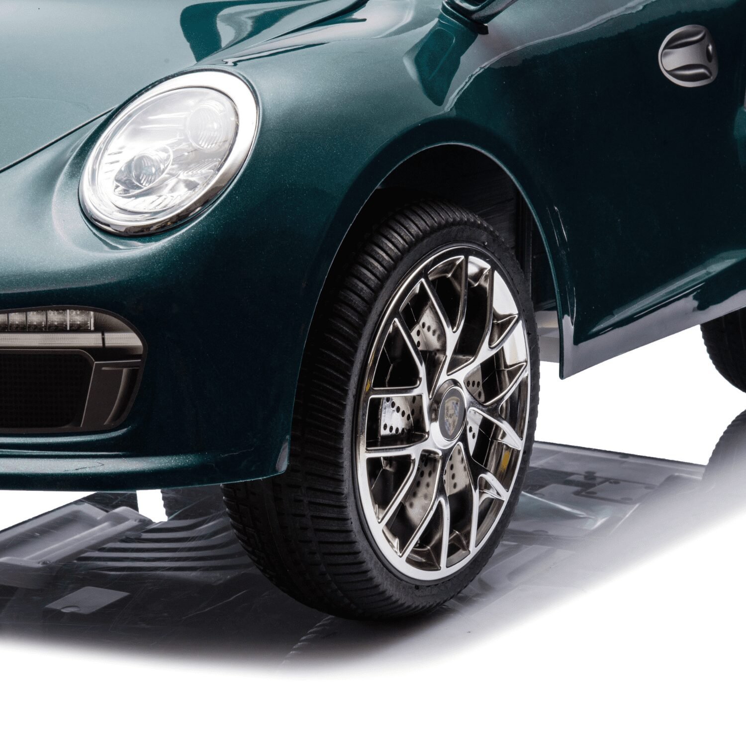 Лицензирана акумуаторна кола RUF CTR3 Clubsport, 100W, 12V/4,5Ah, MP3 - Image 6