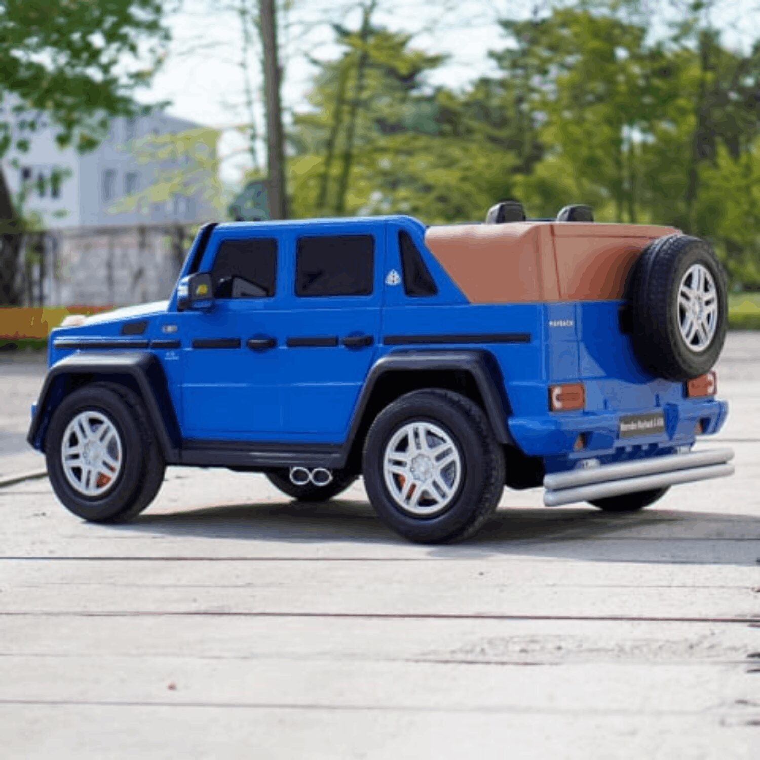 Лицензиран Акумулаторен Джип Mercedes G650 Maybach, 24V/14Ah, 200W, Надуваеми гуми, МР3, R/C - Image 13