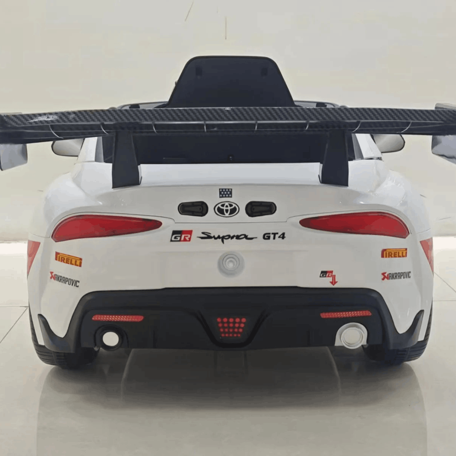 Лицензирана Акумулаторна Кола Toyota Supra GR 12V/7Ah, 90W, MP3 - Image 3